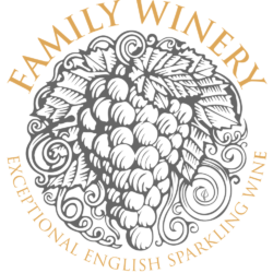 Family Winery Grapes Emblem-01 copy